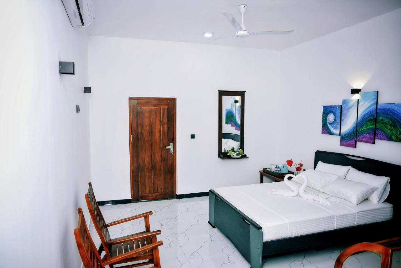 Hotel Aurum Boutique Negombo Esterno foto