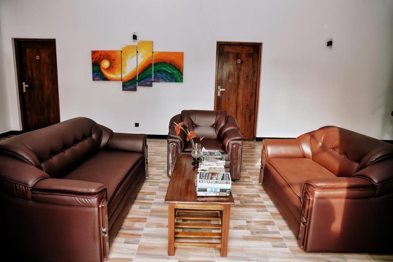 Hotel Aurum Boutique Negombo Esterno foto